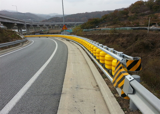 Highway Safety Guardrail Roller Barrier Crash Barrier EVA Rolling Barrels