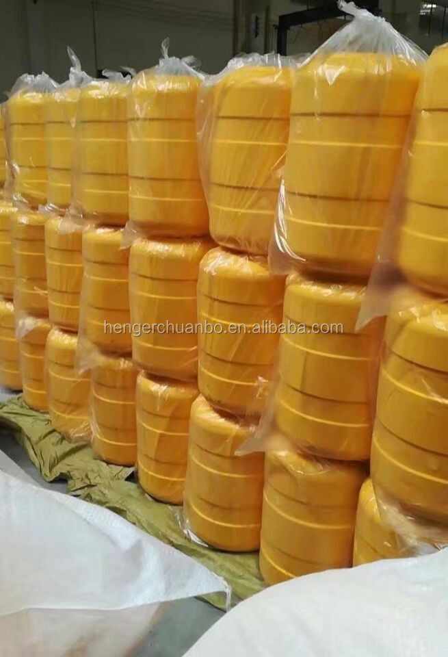 SBは黄色い高速道路の安全性のローラーの障壁のガードレールUの形フレームを証明した 0