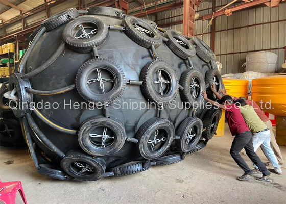 品質 チェーン網との黒い海洋の空気のゴム製 フェンダー50kpa 3.3*6.5m 工場