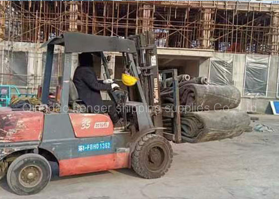 品質 DNVは船の進水のための1.8x12mの空気の海洋のゴム製 エアバッグを証明する 工場