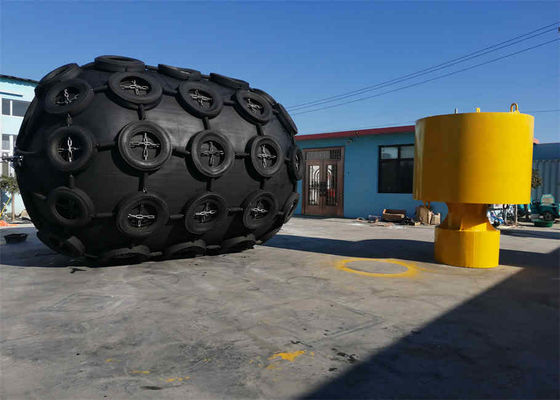 品質 チェーン タイヤおよび網が付いている空気のゴム製CTN横浜のタイプ フェンダー 工場