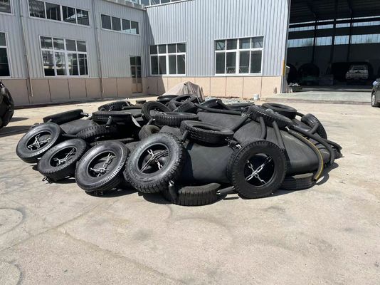 品質 チェーン タイヤの網が付いている3300x6500mm浮遊空気の横浜のフェンダー50Kpa 工場