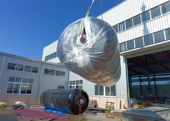 品質 長寿命と10〜15年の設計寿命を特徴とする高柔軟性発泡体充填フェンダー。ドック保護に最適です。 工場