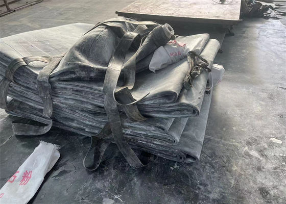 品質 船舶のリフティング ローラー バルーン 船舶の打ち上げ エアバッグ パネウマティック マリンゴム エアバッグ 工場