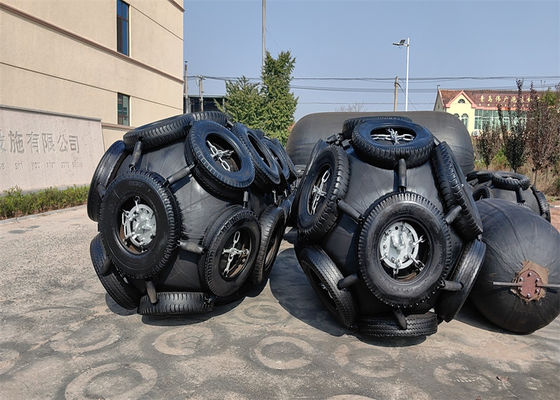 品質 ヨコハマ型 充気ゴムフェンダー 海上船 停泊フェンダー 工場