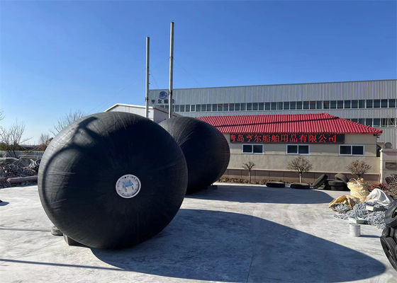 品質 浮遊船用フェンダー ヨコハマ製 天然ゴム用 チェーンのネット付き 工場