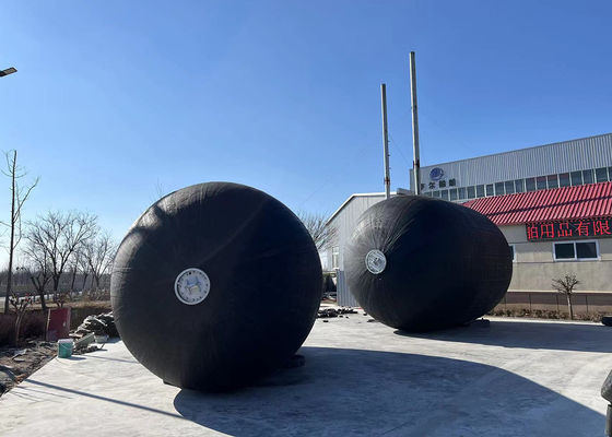 品質 SGS証明書 50Kpa 80Kpa ヨコハマ型ゴム式気圧フェンダー 工場