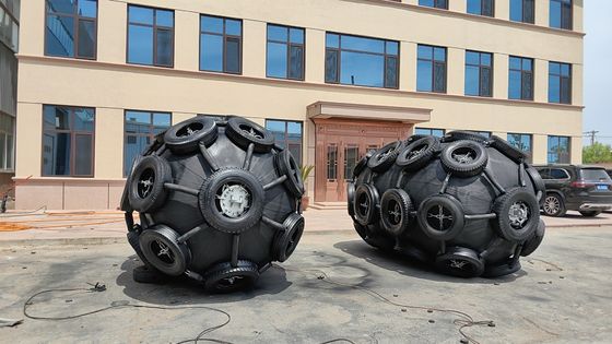 品質 2 年間の保証 船舶用ゴムフェンダー ヨコハマ用気圧用ゴムフェンダー 工場