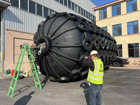 品質 Heavy Duty Black Marine Fender for Pressure Installation Rubber Construction 工場
