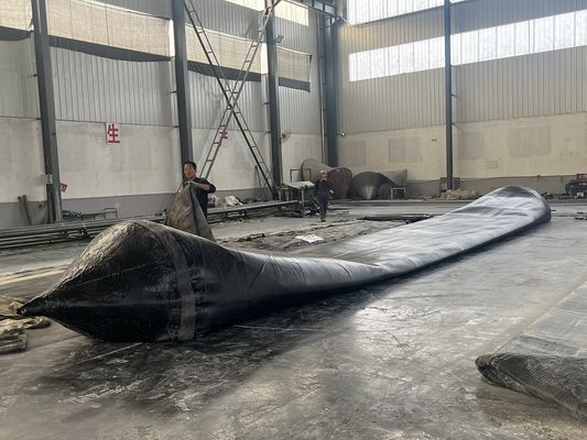 品質 Inflatable Barge Docking Airbag Pressure Range 0.2-0.4Mpa Provide Safe Protection During Barge Mooring Docking 工場