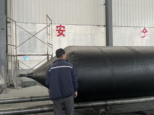 品質 strength Rubber And Synthetic Fiber Marine Rubber Airbag Inflated Using Compressed Air Ideal For Marine Lifting And Launching Applications 工場