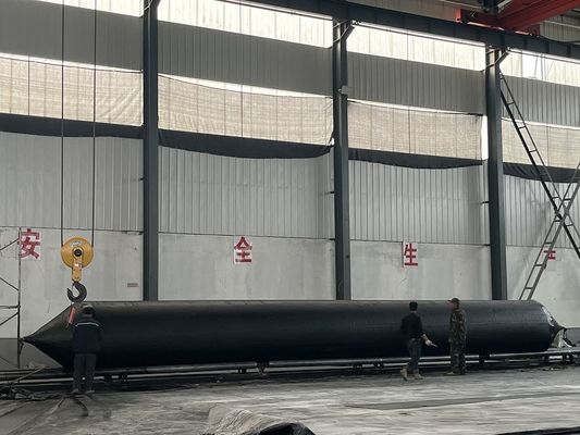 品質 Inflatable Barge Docking Airbag Pressure Range 0.2-0.4Mpa Provide Safe Protection During Barge Mooring Docking 工場