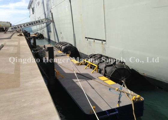 品質 ISO 17357 Compliant High Elasticity Natural Rubber Pneumatic Rubber Fender for Port Anti-Collision Use 工場