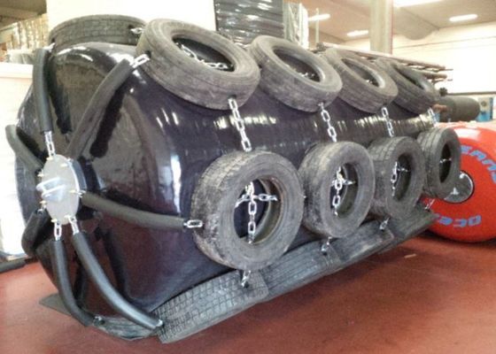 品質 優秀な酸の許容泡のボートのフェンダー、ボートのエヴァの海洋のドックのバンパーのフェンダーの広い硬度 工場