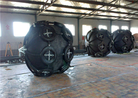 品質 船のドッキングのための高いガスの堅さの海底フェンダーのゴム製材料 工場
