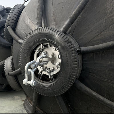 品質 ISO 17357 Certified Natural Rubber Pneumatic Fender with 50Kpa Working Pressure for Marine Safety 工場