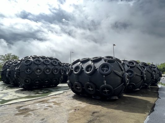 品質 ISO17357 2014 1規格 横浜フェンダー 船舶・ボートの接岸用に製造され、接岸時の衝撃から保護を確保 工場