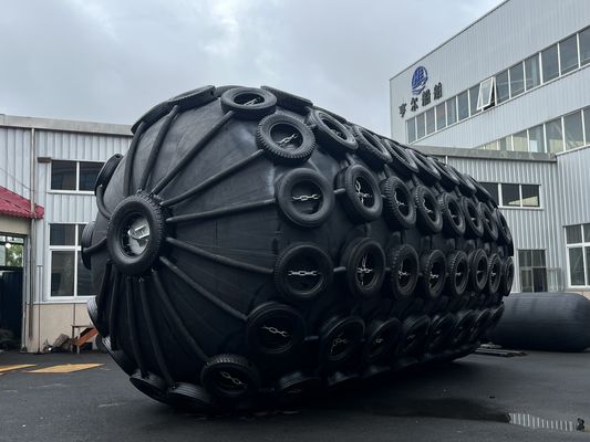 品質 長持ちする保護のための横浜フェンダー簡単チェーン/PPロープ設置 工場