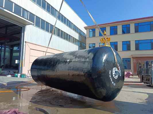 品質 EVAフォーム充填フェンダー（港湾、沖合STS STD用） 工場