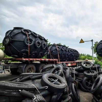 品質 Floating Pneumatic Rubber Fender for Harbor 工場