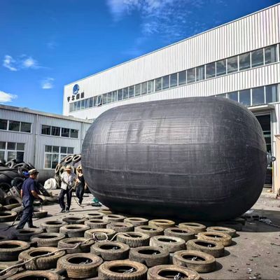 品質 50kPa/80kPa Working Pressure Pneumatic Marine Fender with 6-10 Years Lifespan for Ship-to-ship And Ship-to-dock Protection 工場