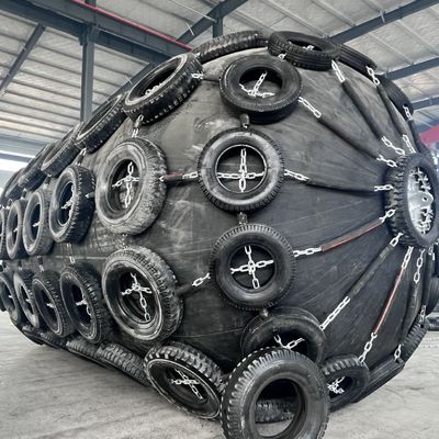 品質 Initial Internal Pressure 80kpa Marine Fendre Net Type Ideal for Marine Vessel Impact Absorption and Dock Safety Systems 工場