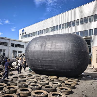 品質 海洋安全と船舶係留のための空気式ゴムフェンダー 工場