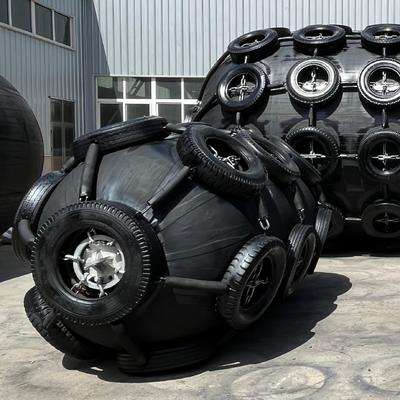 品質 Heavy Duty Pneumatic Rubber Fender Offering Excellent Performance in Protecting Marine Vessels and Facilities 工場