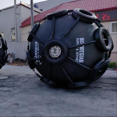 品質 Net Type Pneumatic Rubber Fender Diameter 0.5m To 4.5m Marine Fender System Designed To Provide Superior Dock Protection 工場