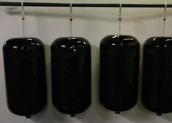 品質 高力海洋の泡が充填されたフェンダーの黒のボートのフェンダーの船の保護 工場