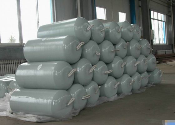 品質 寿命10 - 15年のの固体泡が充填された海洋のフェンダーを浮かべているエヴァ 工場