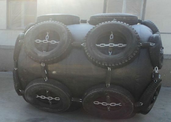 品質 高性能の海兵隊員の浮遊フェンダーの泡が充填されたボートのフェンダー 工場