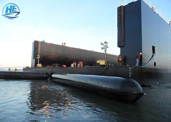 品質 船の乾ドックのエアバッグを進水させるためのDia 0.5m-4.5mの海洋海難救助のエアバッグ 工場