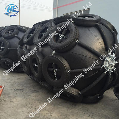 品質 黒いボートのCCSの証明書と泡が充填されたゴム製フェンダーのボートの付属品 工場