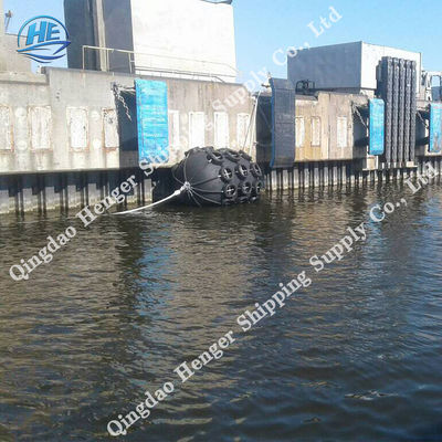 品質 海洋用途向けBV証明書付き空気式ゴムフェンダー 工場