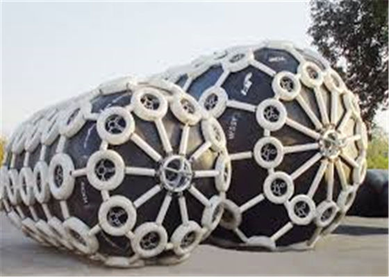 品質 黒い色の海洋のゴム製フェンダーの商業ボートのフェンダーによってカスタマイズされるサイズ 工場