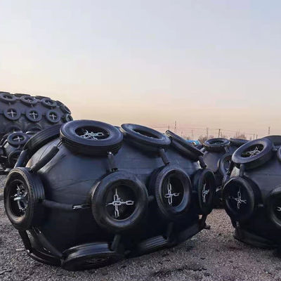 品質 0.3-4.8 M の利用可能なサイズと船のフェンダーアプリケーションのための50kpa & 80kpa の圧力でカスタマイズされた空気性ゴムフェンダー 工場