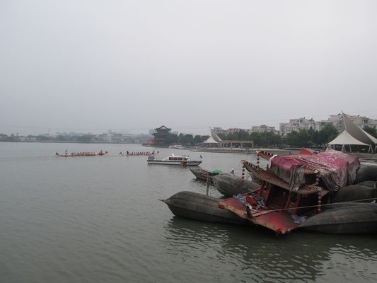 品質 D15 L12mの8つの層はゴム製海洋のエアバッグを浮かべる進水の海洋海難救助のエアバッグを出荷する 工場