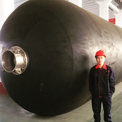 品質 海洋の膨脹可能なボートの油圧空気圧式フェンダーのゴム製膨脹可能な浮遊ボートのフェンダー 工場