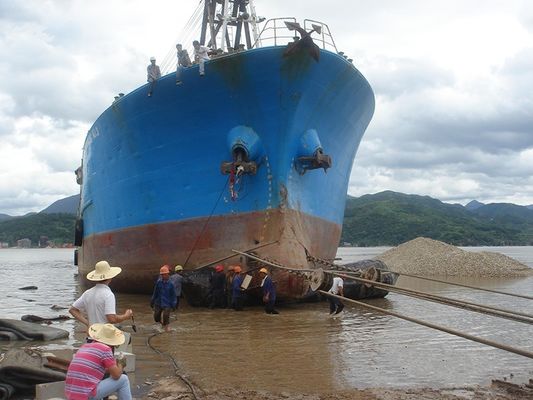 品質 海洋のエアバッグによって最大限に活用されるレイアウトを進水させるD15*L20m 0.20Mpaの船 工場