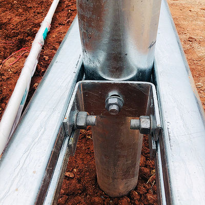 品質 回転私道反衝突のエヴァのローラーのガードレール システム転がり保護障壁 工場