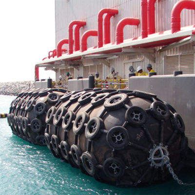 品質 ISO17357 50KPA/80KPAの使用中の空気の海洋のゴム製 フェンダーの耐久財 工場