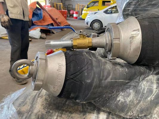 品質 重い持ち上がり、船の進水のためのD1.5*L12容器の海洋のゴム製 エアバッグ 工場