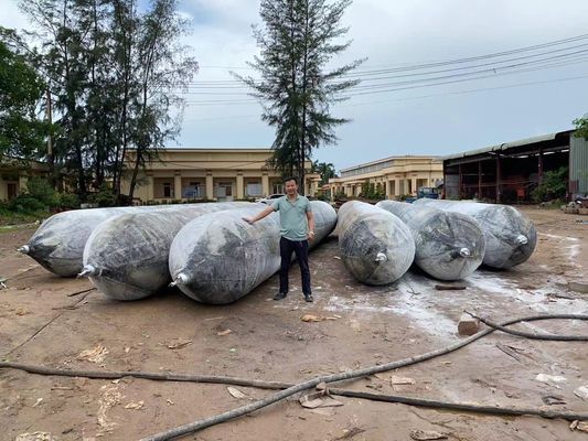 品質 膨脹可能な海洋のエアバッグによってカスタマイズされたサイズCCS BVを進水させる船は証明した 工場