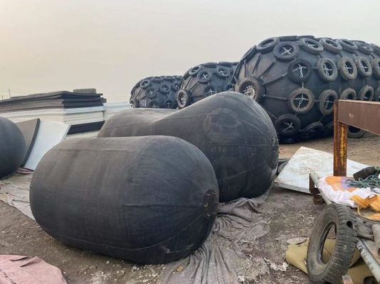 品質 空気の海洋のフェンダーの船のゴム製付属品を浮かべる横浜タイプ 工場