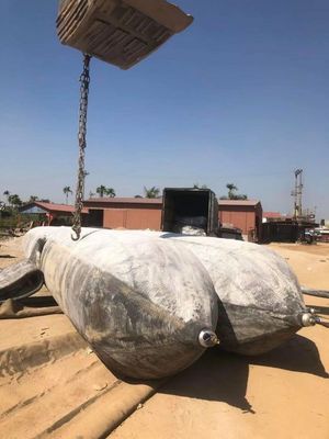 品質 海洋のエアバッグの膨脹可能な空気に重い持ち上がることを進水させるゴム製船 工場