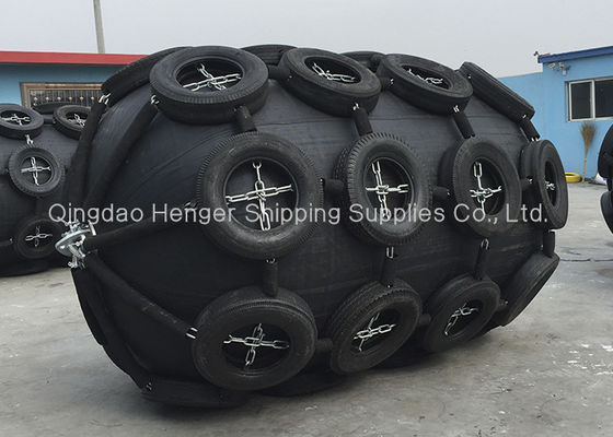 品質 ISO 17357 チェーン＆タイヤジャケット付き空気式ゴムフェンダー 工場